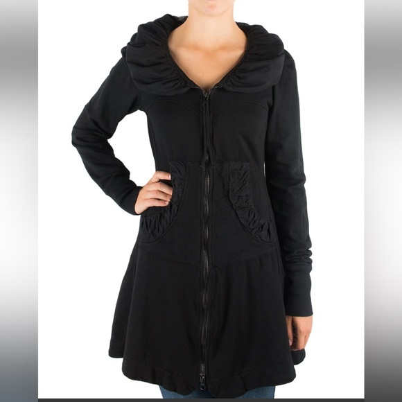 PRAIRIE UNDERGROUND LONG CLOAK HOODIE IN BLACK - Picture 1 of 14